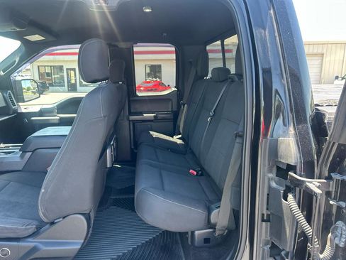 Used 2015 Ford F150 XLT w/ Equipment Group 302A Luxury AWD/4WD image 11