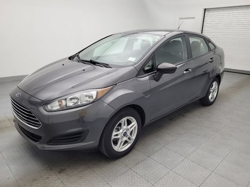 Used 2019 Ford Fiesta SE image 2