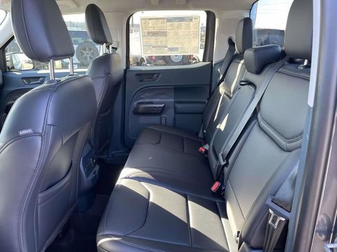 New 2026 Ford Maverick Lariat w/ Black Appearance Package image 6