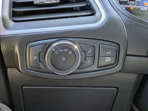 Used 2023 Ford Edge SEL w/ Convenience Package image 26