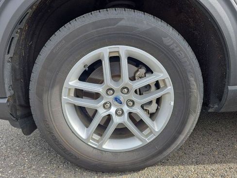 Certified 2025 Ford Explorer Active AWD/4WD image 13