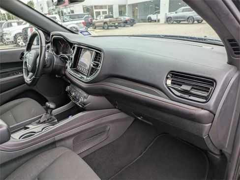 Used 2024 Dodge Durango GT image 33