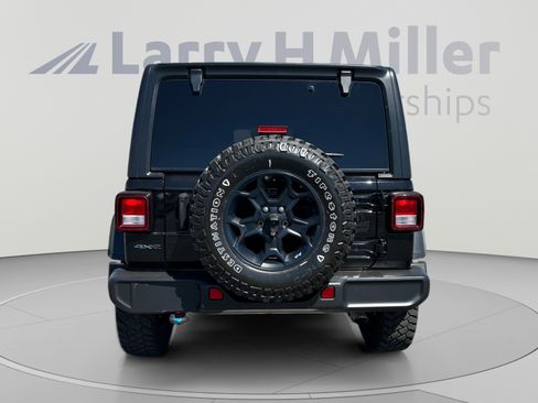 Used 2023 Jeep Wrangler Unlimited w/ 8.4" Radio Group AWD/4WD image 4