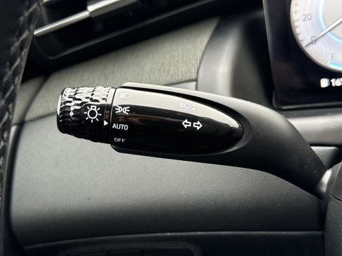 Used 2022 Hyundai Santa Cruz Limited image 10