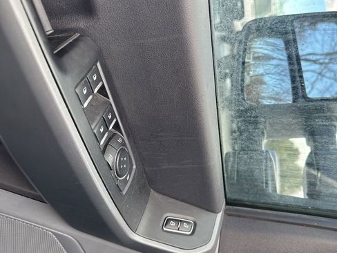 Used 2024 Ford F250 XLT image 11