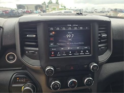 Used 2021 RAM 2500 Tradesman w/ Chrome Appearance Group AWD/4WD image 6