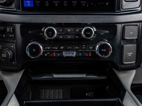 Used 2024 Ford F450 Limited w/ FX4 Off-Road Package AWD/4WD image 27