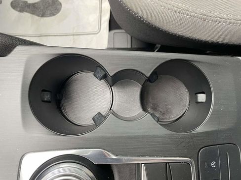 Certified 2020 Ford Escape SE image 18