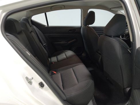 Used 2024 Nissan Altima 2.5 S image 19