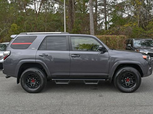 Used 2023 Toyota 4Runner SR5 image 5