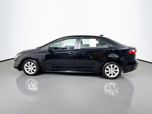 Used 2024 Toyota Corolla LE image 9