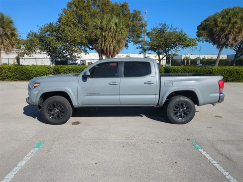 Used 2021 Toyota Tacoma SR image 9
