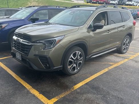 Used 2025 Subaru Ascent Limited image 1