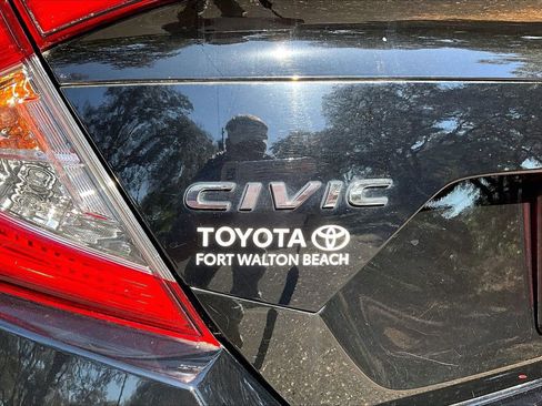 Used 2020 Honda Civic Sport image 27