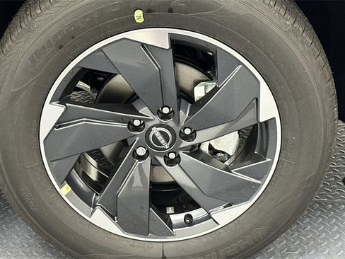 New 2026 Nissan Rogue SV image 17