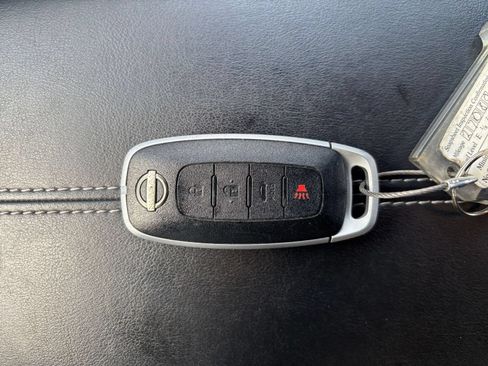 Used 2025 Nissan Sentra S FWD image 21