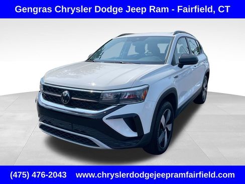 Used 2024 Volkswagen Taos S AWD/4WD image 3