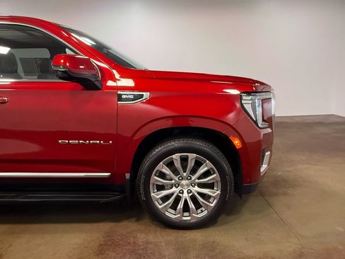 Used 2023 GMC Yukon Denali AWD/4WD image 31