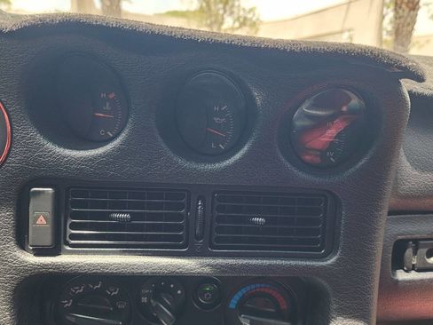Used 1998 Mitsubishi 3000GT FWD image 25