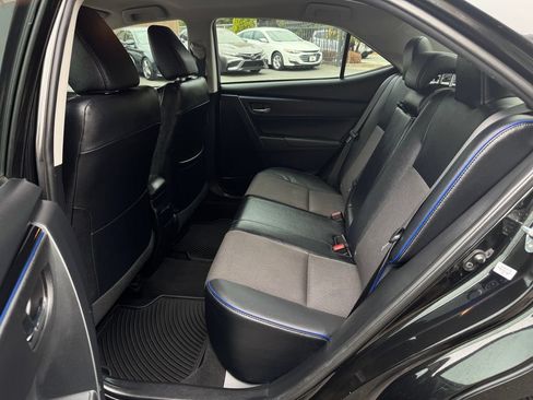 Used 2017 Toyota Corolla SE w/ Carpet Mat Package (TMS) FWD image 14