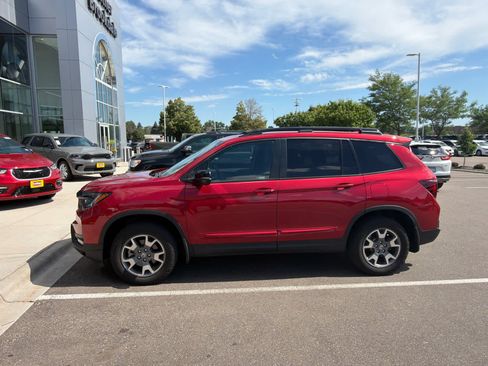 Used 2023 Honda Passport TrailSport image 6
