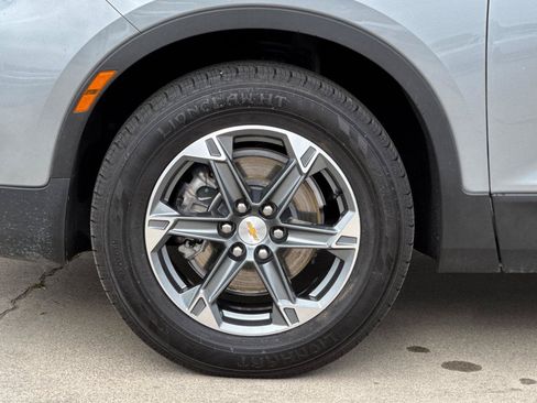Used 2025 Chevrolet Blazer LT FWD image 28