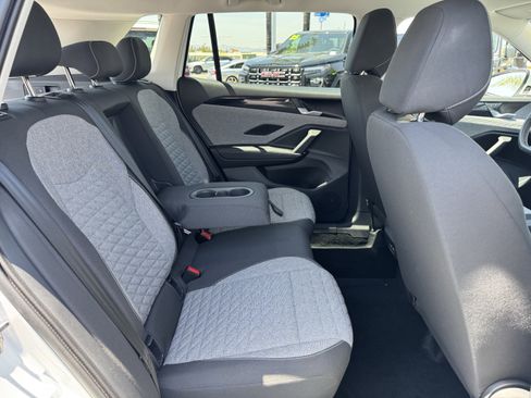 Used 2025 Volkswagen Tiguan S FWD image 33