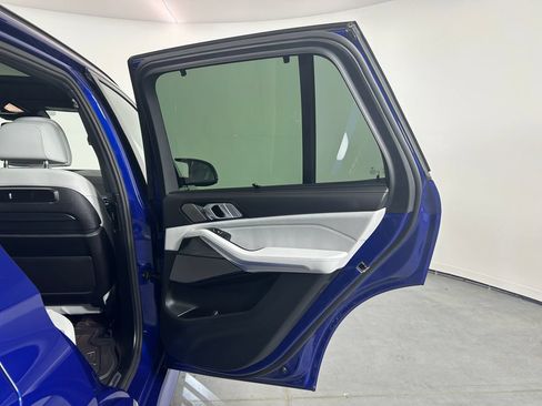 Used 2026 BMW X5 M60i AWD/4WD image 25