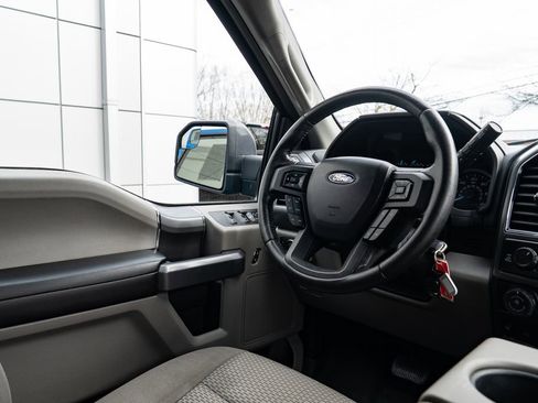 Used 2019 Ford F150 XLT w/ Equipment Group 302A Luxury image 11