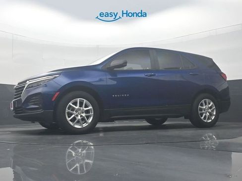 Used 2022 Chevrolet Equinox LS FWD image 30