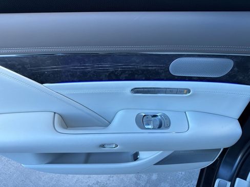 Used 2024 Genesis G90 3.5T image 19