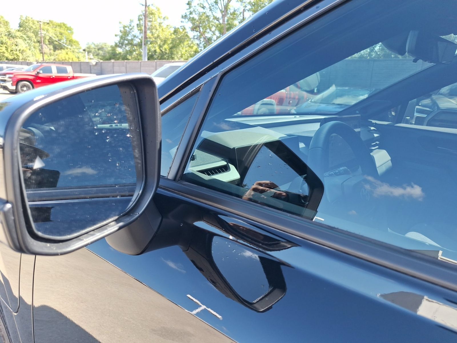 Used 2026 Toyota RAV4 XSE w/ Panoramic Sun Roof Package AWD/4WD image 14