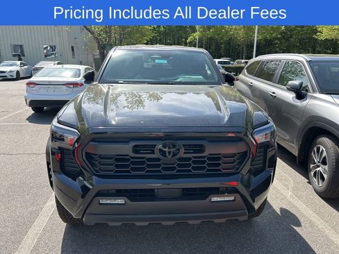 New 2026 Toyota Tacoma TRD Off-Road AWD/4WD image 2