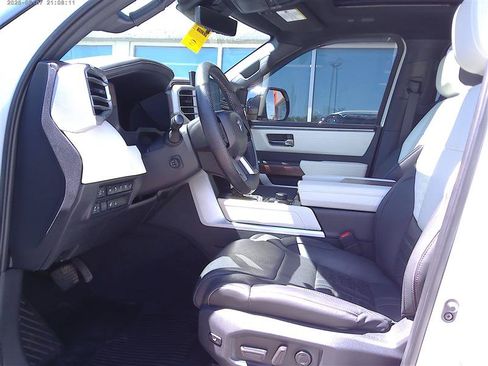 Used 2022 Toyota Tundra Capstone AWD/4WD image 6