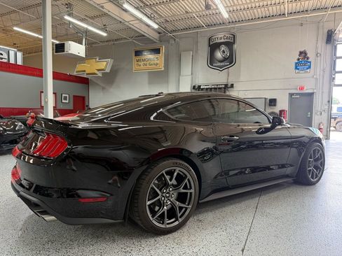 Used 2019 Ford Mustang GT Premium w/ Performance Package - Level 2 RWD image 5
