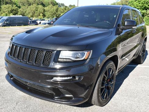 Used 2014 Jeep Grand Cherokee SRT AWD/4WD image 2