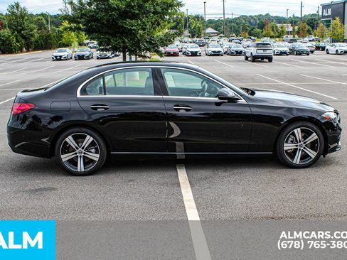 Used 2025 Mercedes-Benz C 300 Sedan image 9