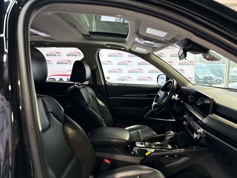 Used 2025 Kia Telluride S image 45