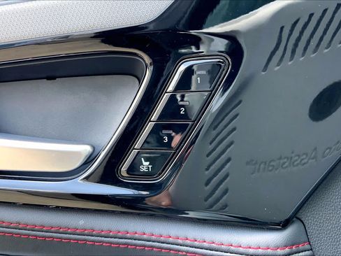 Certified 2025 Acura MDX A-Spec AWD/4WD image 33