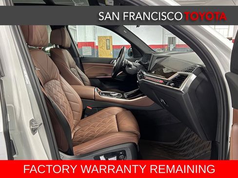 Used 2024 BMW X5 xDrive50e w/ M Sport Package AWD/4WD image 17