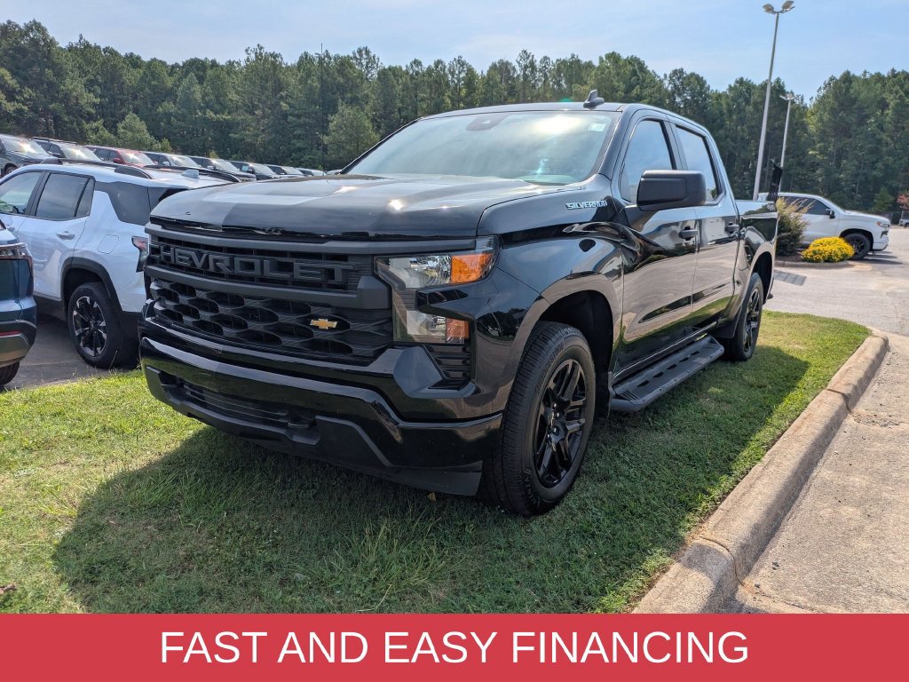 Used 2023 Chevrolet Silverado 1500 Custom AWD/4WD image 5