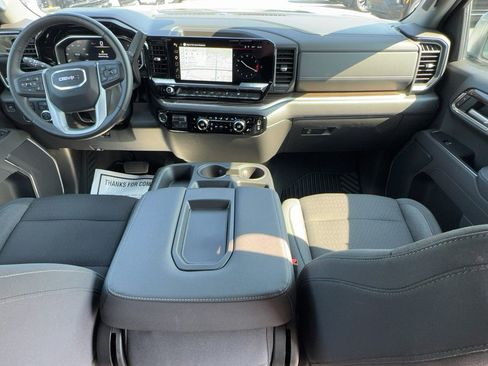 Certified 2025 GMC Sierra 1500 Elevation AWD/4WD image 12