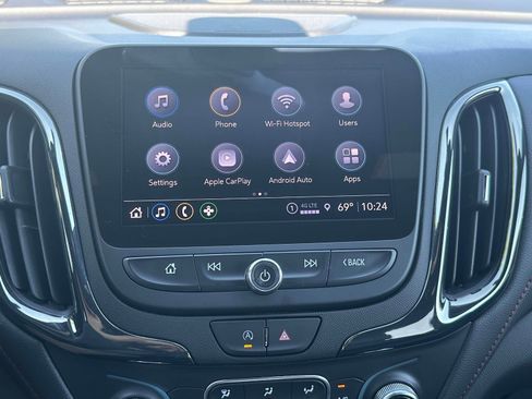 Used 2023 Chevrolet Equinox RS w/ RS Leather Package FWD image 10