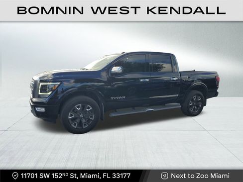 Used 2021 Nissan Titan Platinum Reserve w/ Moonroof Package image 4