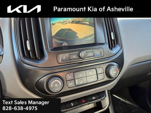 Used 2022 Chevrolet Colorado W/T image 10