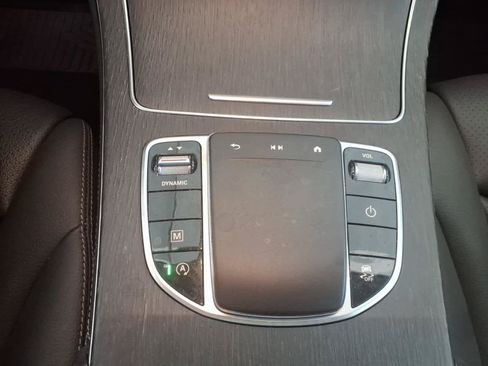 Used 2020 Mercedes-Benz GLC 300 4MATIC image 24