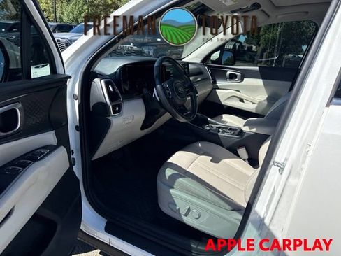 Used 2021 Kia Sorento EX FWD image 7