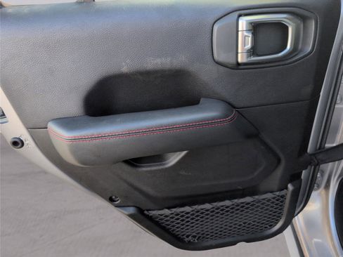 Used 2020 Jeep Gladiator Rubicon image 31