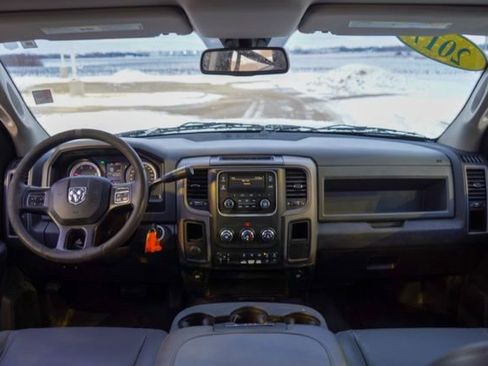 Used 2017 RAM 3500 Tradesman w/ Chrome Appearance Group image 18