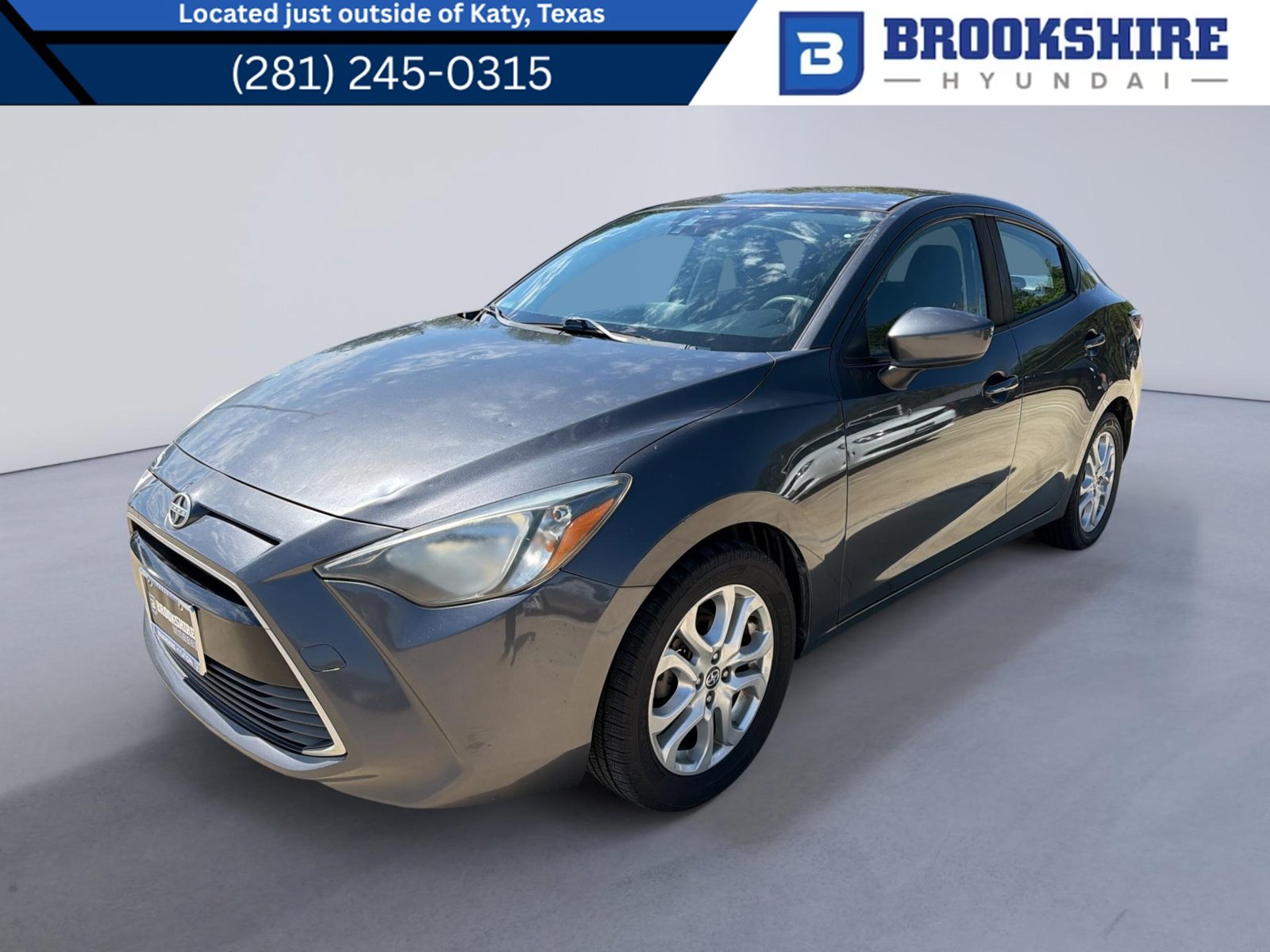 Used 2016 Scion iA FWD image 1